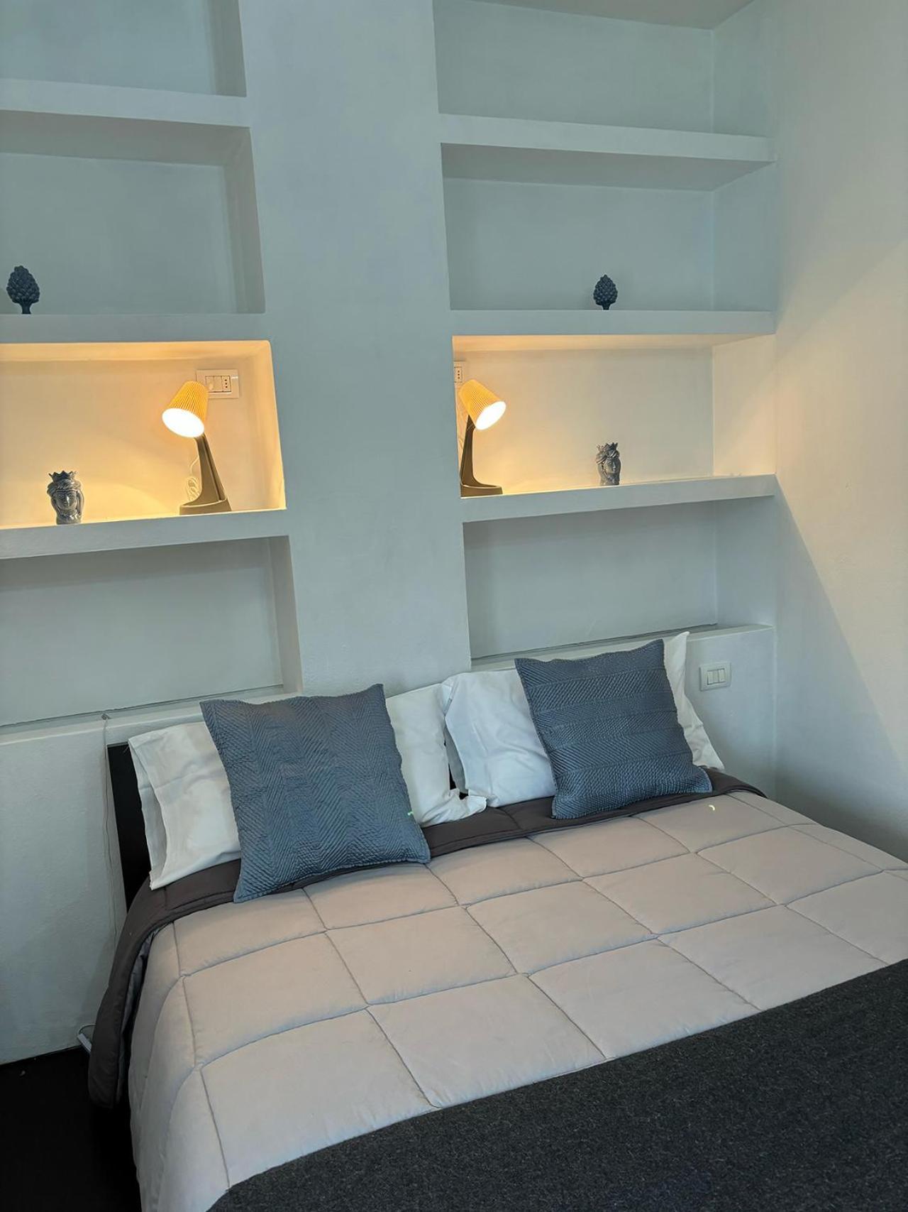 Central Station Suite Болонья Экстерьер фото